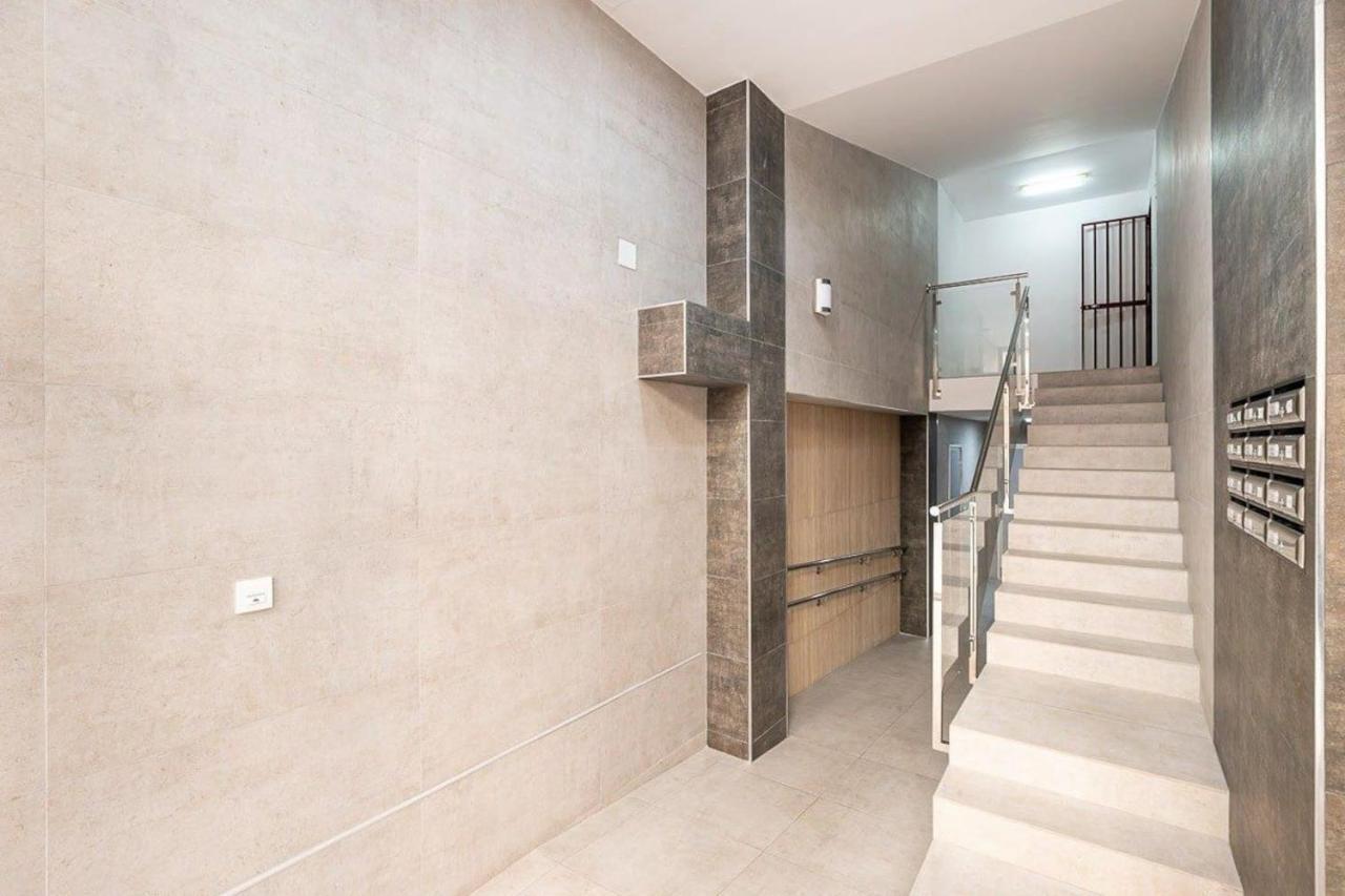 Modern Apartment In The Heart Of Гранада Екстер'єр фото