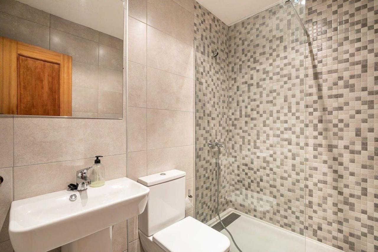 Modern Apartment In The Heart Of Гранада Екстер'єр фото